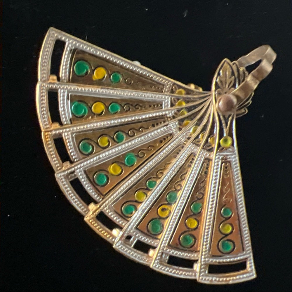 Vintage Goldtone Enamel Reticulated FAN  Brooch